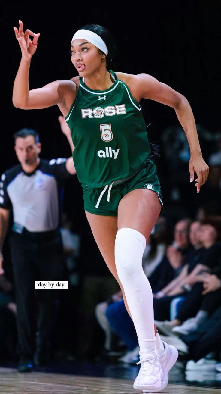 BASKETBALL UNIFROM